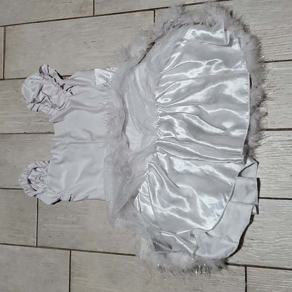 Rubie's Costume White Ballerina with Sparkly Fur-Trimmed Tulle Skirt - Picture 3 of 4